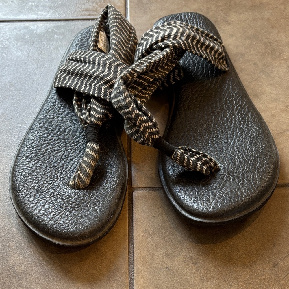Black and White Sanuk Sandals